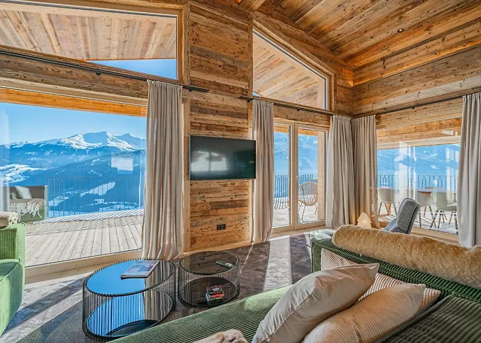 Haus Am Berg Villa *